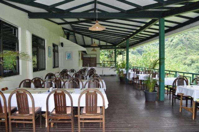 Le Relais De La Maroto Hotel Pirae Bagian luar foto